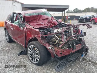 2017 Cadillac XT5 Premium Luxury AWD with VIN 1GYKNERS6HZ297417, listed as a IAAI auction lot 41600193 with 1 mi miles. Bid and sale history available at carsss.com. Image 1.