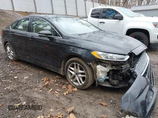 2013 Ford Fusion SE with VIN 3FA6P0HR7DR123816, listed as a IAAI auction lot 41737731 with 150,156 mi miles. Bid and sale history available at carsss.com. Image 1.