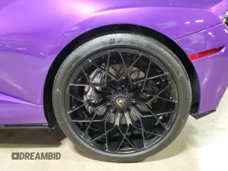 2023 Lamborghini Huracan z VIN ZHWUA6ZX7PLA21724, wystawiony jako Copart lot #78715274 z przebiegiem 1203 mil mil oraz Szkody całkowita. Historia ofert i sprzedaży dostępna na DreamBid. Obrazek 20.