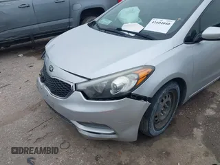 2016 Kia Forte LX with VIN KNAFK4A60G5446108, listed as a IAAI auction lot 41604040 with 57,754 mi miles. Bid and sale history available at carsss.com. Image 6.