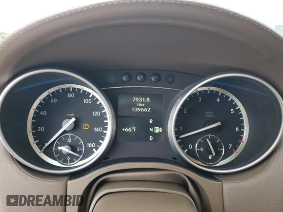 2012 Mercedes-Benz GL 450 z VIN 4JGBF7BE2CA766718, wystawiony jako Copart lot #56245625 z przebiegiem 139 662 mil mil oraz Czysty tytuł • Clean title. Historia ofert i sprzedaży dostępna na DreamBid. Obrazek 9.
