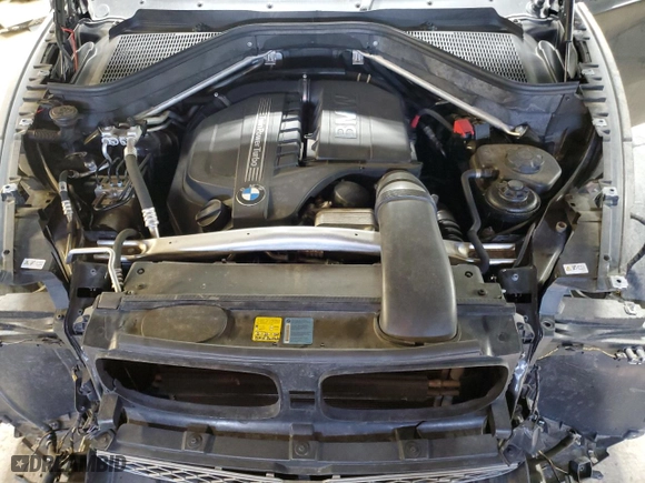 2011 BMW X6 35i with VIN 5UXFG2C5XBLX05803, listed as a Copart auction lot 48392865 with 78,600 mi miles and Salvage Title. Bid and sale history available at carsss.com. Image 12.