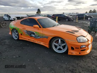 1993 Toyota Supra z VIN JZA800013665, wystawiony jako Copart lot #81811364 z przebiegiem 150 933 mil mil oraz Czysty tytuł • Clean title. Historia ofert i sprzedaży dostępna na DreamBid. Obrazek 4.
