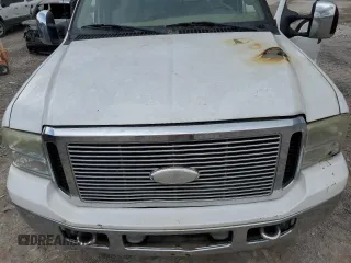 2006 Ford F-250 XL z VIN 1FTSW21P46EC79656, wystawiony jako Copart lot #55522945 z przebiegiem Nie podano mil oraz Szkoda całkowita • Salvage title. Historia ofert i sprzedaży dostępna na DreamBid. Obrazek 11.