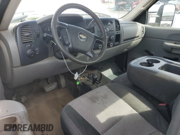 2009 Chevrolet Silverado 1500 1LT with VIN 1GCEK140X9Z129260, listed as a Copart auction lot 52605715 with 283,906 mi miles and Salvage Title. Bid and sale history available at DreamBid. Image 8.