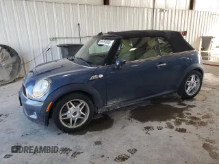 2010 MINI Convertible S with VIN WMWMS3C5XATY08714, listed as a Copart auction lot 66751035 with 72,747 mi miles and Clean title. Bid and sale history available at DreamBid. Image 1.