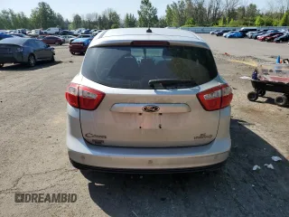 2013 Ford C-Max SE z VIN 1FADP5AU3DL521199, wystawiony jako Copart lot #55250685 z przebiegiem 87 362 mil mil oraz Szkoda całkowita • Salvage title. Historia ofert i sprzedaży dostępna na DreamBid. Obrazek 6.