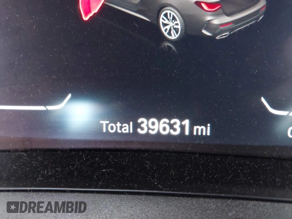 2021 BMW 4 Series M440i xDrive with VIN WBA13AR00MCF61520, listed as a IAAI auction lot 41944350 with 39,631 mi miles and . Bid and sale history available at DreamBid. Image 16.