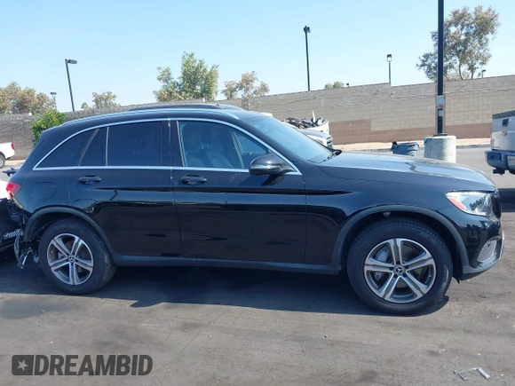 2019 Mercedes-Benz GLC 300 with VIN WDC0G4JB1KV131361, listed as a IAAI auction lot 42438073 with 35,762 mi miles and . Bid and sale history available at DreamBid. Image 13.