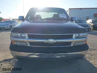 2000 Chevrolet Silverado 1500 LS with VIN 2GCEC19T6Y1319371, listed as a IAAI auction lot 42056328 with 177,762 mi miles. Bid and sale history available at carsss.com. Image 16.