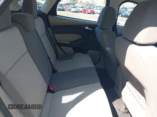 2013 Ford Focus SE with VIN 1FADP3K23DL216383, listed as a IAAI auction lot 41871603 with 87,715 mi miles. Bid and sale history available at carsss.com. Image 8.
