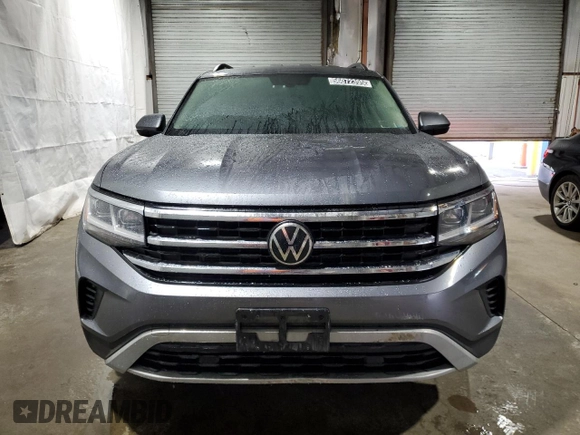 2021 Volkswagen Atlas SE z VIN 1V2LP2CAXMC610564, wystawiony jako Copart lot #56072395 z przebiegiem 64 140 mil mil oraz Tytuł czysty. Historia ofert i sprzedaży dostępna na DreamBid. Obrazek 5.