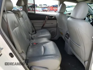 2011 Toyota Highlander Limited с VIN 5TDDK3EH9BS066915, выставлен на аукционе Copart как лот 55196985 с пробегом 210 749 миль миль и Списание • Salvage title. История ставок и продаж доступна на DreamBid. Изображение 11.