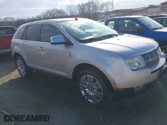 2009 Lincoln MKX with VIN 2LMDU68CX9BJ09620, listed as a IAAI auction lot 41544070 with 193,577 mi miles. Bid and sale history available at carsss.com. Image 1.