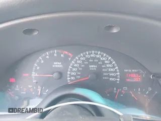 2002 Chevrolet Camaro Z28 z VIN 2G1FP22G722167574, wystawiony jako IAAI lot #41976510 z przebiegiem 114 863 mil mil oraz . Historia ofert i sprzedaży dostępna na DreamBid. Obrazek 7.