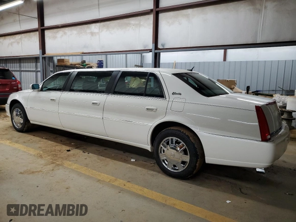 2006 Cadillac DTS Professional z VIN 1GEEH96Y36U550382, wystawiony jako Copart lot #86520324 z przebiegiem 26 199 mil mil oraz Szkody całkowita. Historia ofert i sprzedaży dostępna na DreamBid. Obrazek 2.