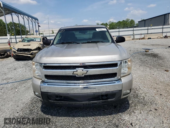 2008 Chevrolet Silverado 1500 1LT with VIN 3GCEC13068G223245, listed as a Copart auction lot 50980115 with 304,965 mi miles and Clean Title. Bid and sale history available at DreamBid. Image 5.