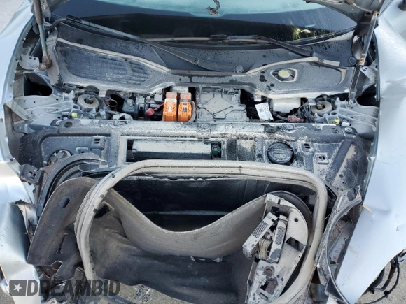 2021 Porsche Taycan z VIN WP0AA2Y14MSA18735, wystawiony jako Copart lot #43588095 z przebiegiem Nie podano mil oraz Szkody całkowita. Historia ofert i sprzedaży dostępna na DreamBid. Obrazek 12.