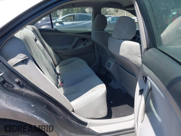 2009 Toyota Camry z VIN 4T4BE46K79R098543, wystawiony jako IAAI lot #42479283 z przebiegiem 140 588 mil mil oraz . Historia ofert i sprzedaży dostępna na DreamBid. Obrazek 8.