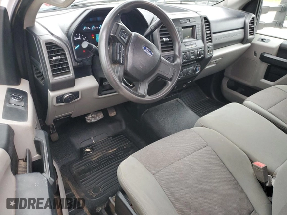 2018 Ford F-350 with VIN 1FDRF3H62JEC12561, listed as a Copart auction lot 53706305 with 151,367 mi miles and Salvage title. Bid and sale history available at DreamBid. Image 8.