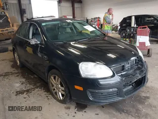 2007 Volkswagen Jetta Wolfsburg Edition с VIN 3VWEF71K57M198012, выставлен на аукционе IAAI как лот 41883027 с пробегом 185 685 миль миль и . История ставок и продаж доступна на DreamBid. Изображение 1.