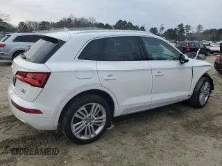 2018 Audi Q5 Premium Plus with VIN WA1BNAFY3J2051831, listed as a Copart auction lot 88933845 with 45,673 mi miles and Salvage Title. Bid and sale history available at carsss.com. Image 3.