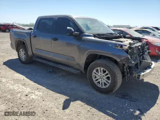 2022 Toyota Tundra 4WD SR5 with VIN 5TFLA5DB2NX011633, listed as a Copart auction lot 49884535 with 60,354 mi miles and Salvage Title. Bid and sale history available at carsss.com. Image 4.