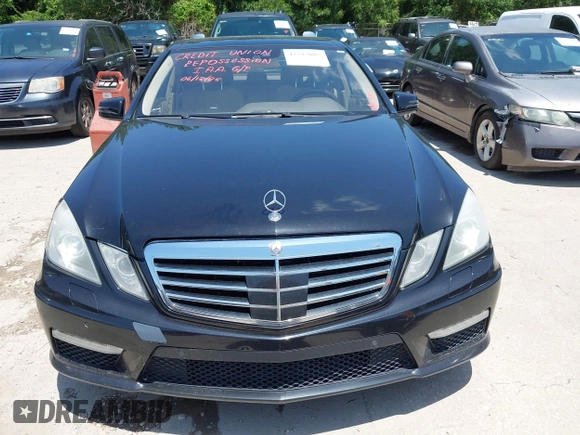 2010 Mercedes-Benz E 63 AMG with VIN WDDHF7HB6AA119107, listed as a IAAI auction lot 42517085 with 113,539 mi miles and . Bid and sale history available at DreamBid. Image 6.