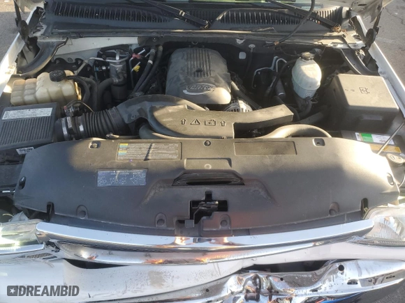 2006 GMC Yukon SLT with VIN 1GKEC13ZX6J120196, listed as a Copart auction lot 85365644 with 236,298 mi miles and Salvage Title. Bid and sale history available at carsss.com. Image 12.