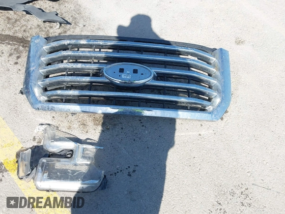 2017 Ford F-150 XL с VIN 1FTEW1CF2HKC53850, выставлен на аукционе IAAI как лот 41996911 с пробегом 234 649 миль миль и . История ставок и продаж доступна на DreamBid. Изображение 12.