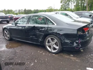 2018 Audi A8 с VIN WAU44AFD1JN000676, выставлен на аукционе IAAI как лот 42387636 с пробегом 76 293 миль миль и . История ставок и продаж доступна на DreamBid. Изображение 14.