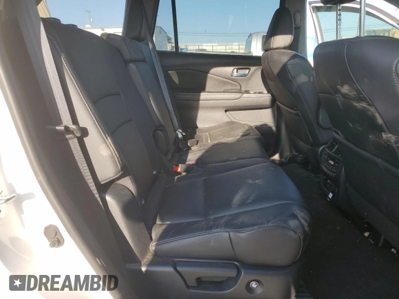 2020 Honda Pilot Touring 8-Passenger with VIN 5FNYF5H97LB009821, listed as a Copart auction lot 70979274 with 70,322 mi miles and Salvage Title. Bid and sale history available at DreamBid. Image 11.