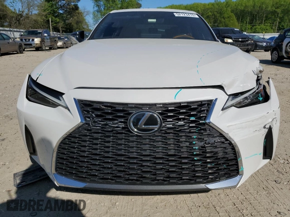2021 Lexus IS 300 z VIN JTHCA1D23M5114920, wystawiony jako Copart lot #52123415 z przebiegiem 48 264 mil mil oraz Szkoda całkowita • Salvage title. Historia ofert i sprzedaży dostępna na DreamBid. Obrazek 5.