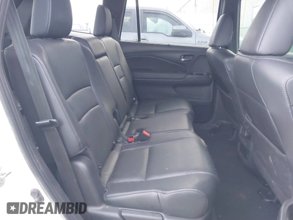 2019 Honda Passport EX-L with VIN 5FNYF8H5XKB008904, listed as a IAAI auction lot 41440706 with 57,317 mi miles and . Bid and sale history available at DreamBid. Image 8.