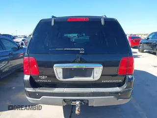 2003 Lincoln Navigator Luxury with VIN 5LMFU28R73LJ05241, listed as a IAAI auction lot 41389382 with 189,318 mi miles. Bid and sale history available at carsss.com. Image 16.