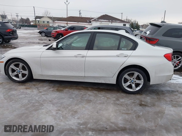 2015 BMW 3 Series 328i xDrive with VIN WBA3B5G52FNS19816, listed as a IAAI auction lot 41494526 with 67,550 mi miles. Bid and sale history available at carsss.com. Image 14.