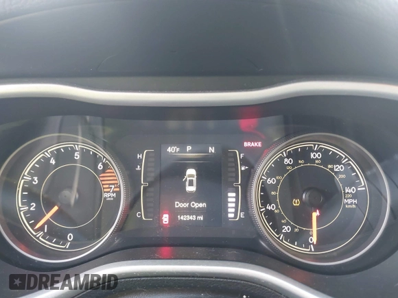 2018 Jeep Cherokee Latitude Plus с VIN 1C4PJMLB3JD601512, выставлен на аукционе IAAI как лот 41963342 с пробегом 142 343 миль миль и . История ставок и продаж доступна на DreamBid. Изображение 7.