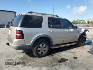 2007 Ford Explorer XLT z VIN 1FMEU73867UA47570, wystawiony jako Copart lot #56830095 z przebiegiem 207 932 mil mil oraz Szkoda całkowita • Salvage title. Historia ofert i sprzedaży dostępna na DreamBid. Obrazek 3.