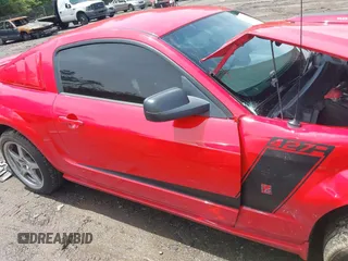 2008 Ford Mustang GT Deluxe with VIN 1ZVHT82HX85189053, listed as a IAAI auction lot 42161126 with Not provided miles and . Bid and sale history available at DreamBid. Image 14.
