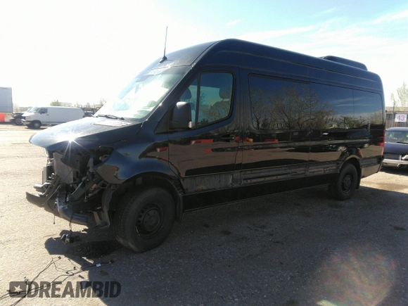 2024 Mercedes-Benz Sprinter Passenger with VIN W1Z4NGHY2RT162429, listed as a IAAI auction lot 41994321 with 6,092 mi miles. Bid and sale history available at carsss.com. Image 14.