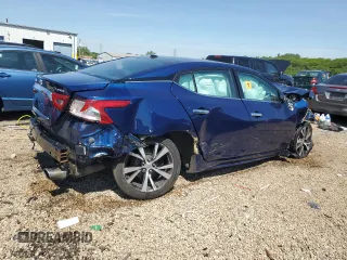 2017 Nissan Maxima SV with VIN 1N4AA6AP5HC370327, listed as a Copart auction lot 58392405 with Not provided miles and Salvage title. Bid and sale history available at DreamBid. Image 3.