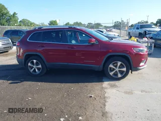 2020 Jeep Cherokee Limited with VIN 1C4PJMDX5LD567098, listed as a IAAI auction lot 42518932 with 46,177 mi miles and . Bid and sale history available at DreamBid. Image 13.