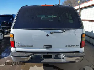 2005 Chevrolet Suburban LT with VIN 1GNEC16Z55J106137, listed as a IAAI auction lot 41235825 with 231,042 mi miles and . Bid and sale history available at DreamBid. Image 16.