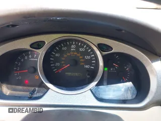 2002 Toyota Highlander z VIN JTEHF21A320085502, wystawiony jako IAAI lot #42491616 z przebiegiem 255 790 mil mil oraz . Historia ofert i sprzedaży dostępna na DreamBid. Obrazek 7.