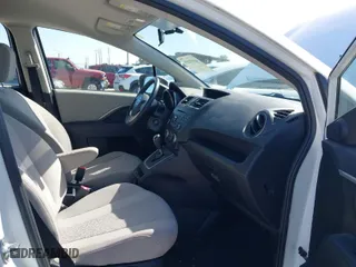 2012 Mazda Mazda5 Touring with VIN JM1CW2CL7C0140452, listed as a IAAI auction lot 41970209 with 92,069 mi miles. Bid and sale history available at carsss.com. Image 5.