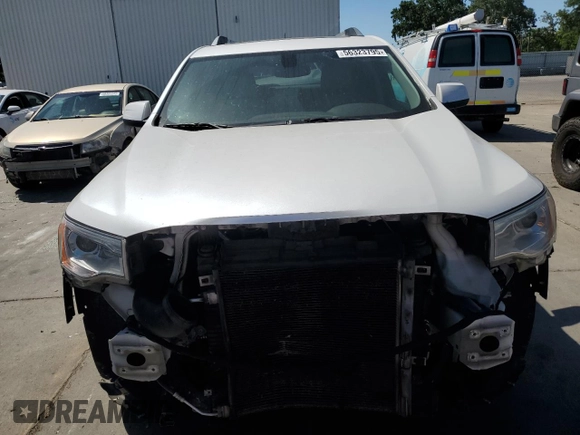 2018 GMC Acadia SLT z VIN 1GKKNMLS3JZ124800, wystawiony jako Copart lot #56323795 z przebiegiem 184 070 mil mil oraz Szkoda całkowita • Salvage title. Historia ofert i sprzedaży dostępna na DreamBid. Obrazek 5.