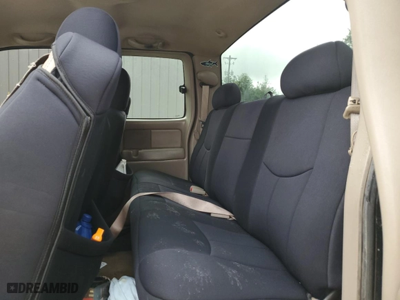 2002 Chevrolet Silverado 1500 LS with VIN 1GCEK19T22E274003, listed as a Copart auction lot 64576524 with 310,386 mi miles and Non Repairable. Bid and sale history available at carsss.com. Image 10.