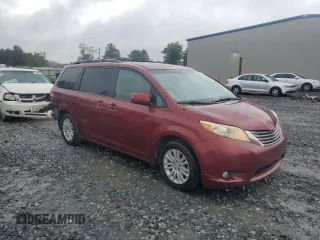 2013 Toyota Sienna XLE AAS with VIN 5TDYK3DCXDS383838, listed as a Copart auction lot 71302884 with 219,813 mi miles and Non Repairable. Bid and sale history available at carsss.com. Image 4.