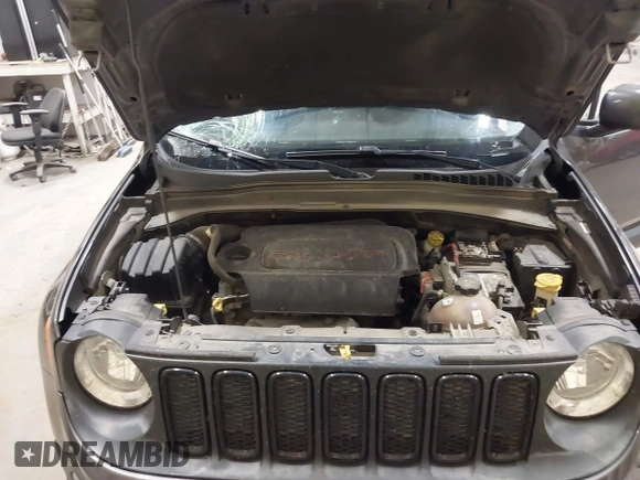 2017 Jeep Renegade Altitude с VIN ZACCJBBB8HPE65619, выставлен на аукционе IAAI как лот 42509226 с пробегом 122 461 миль миль и . История ставок и продаж доступна на DreamBid. Изображение 10.