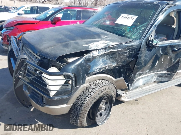 2002 Ford Explorer Eddie Bauer z VIN 1FMDU74W82ZC83464, wystawiony jako IAAI lot #41652672 z przebiegiem 145 151 mil mil oraz . Historia ofert i sprzedaży dostępna na DreamBid. Obrazek 6.